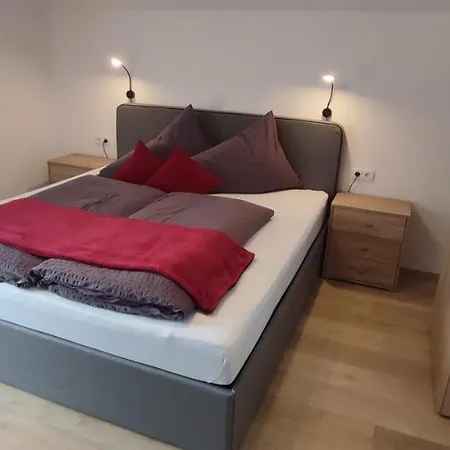 Haus Alpenrose Apartment